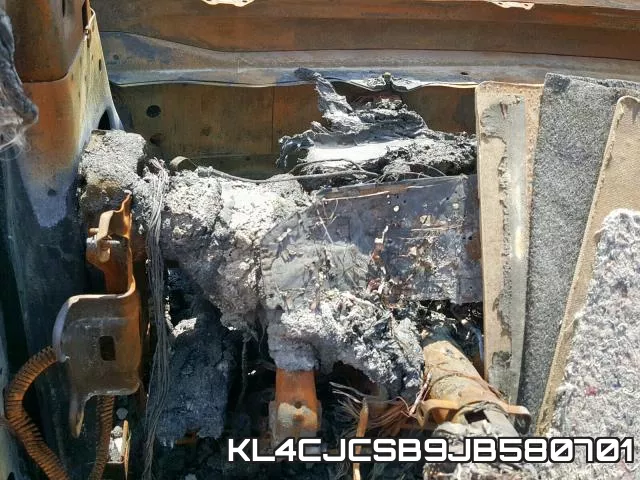 KL4CJCSB9JB580701 фото 9