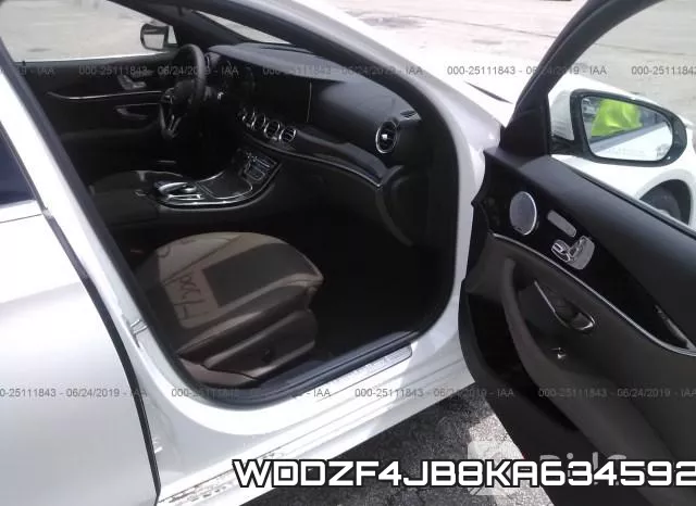 WDDZF4JB8KA634592 фото 6