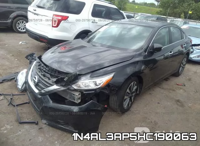 1N4AL3AP5HC190063 фото 3