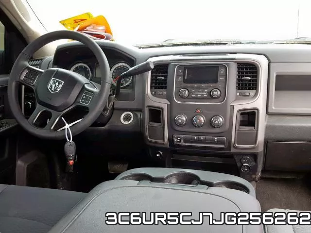 3C6UR5CJ7JG256262 фото 10