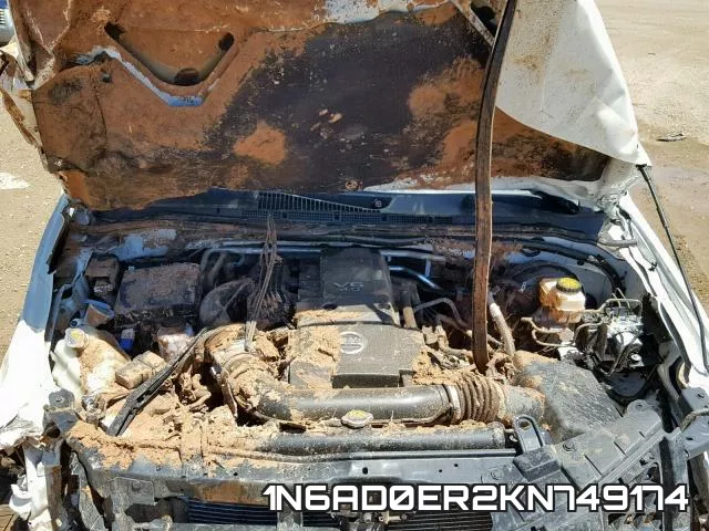 1N6AD0ER2KN749174 фото 8
