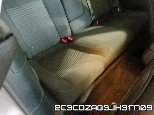 2C3CDZAG3JH317709 фото 7