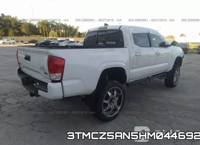 3TMCZ5AN5HM044692 фото 5