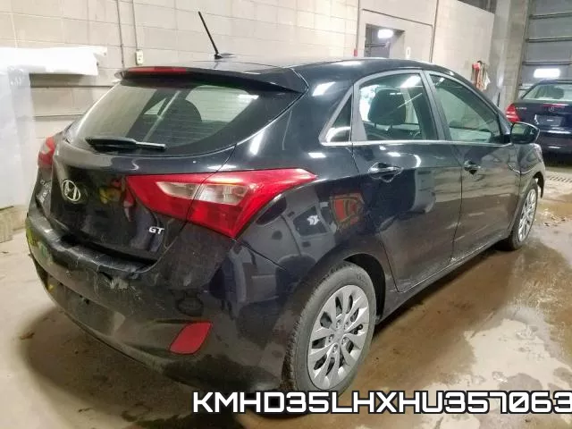 KMHD35LHXHU357063 фото 5