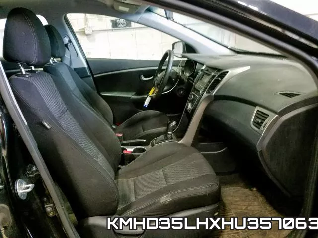 KMHD35LHXHU357063 фото 6