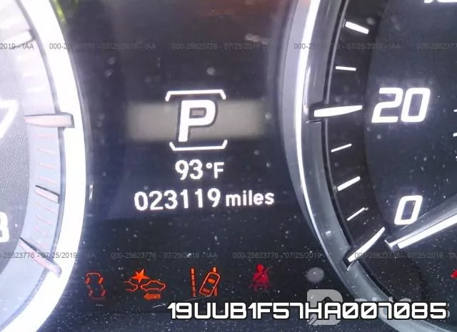 19UUB1F57HA007085 фото 8