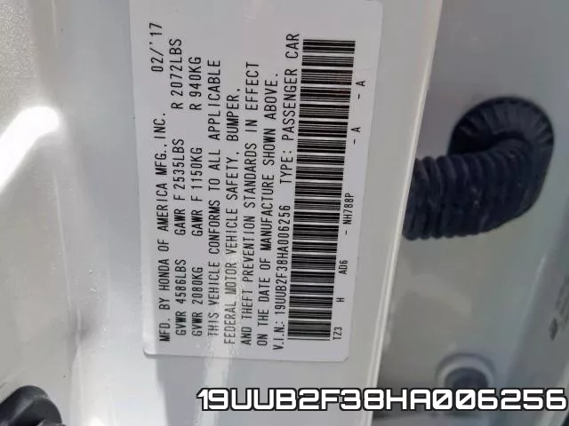 19UUB2F38HA006256 фото 2