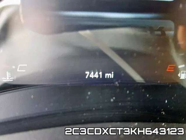 2C3CDXCT3KH643123 фото 9