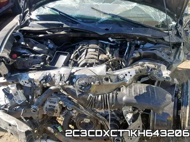 2C3CDXCT7KH643206 фото 8