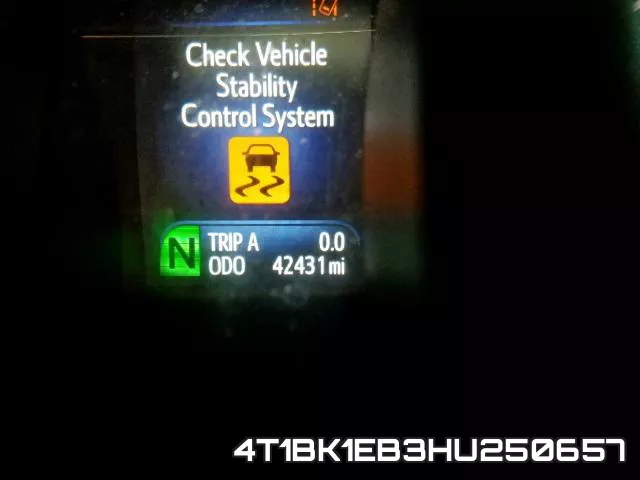 4T1BK1EB3HU250657 фото 9