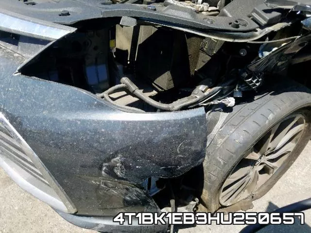 4T1BK1EB3HU250657 фото 10