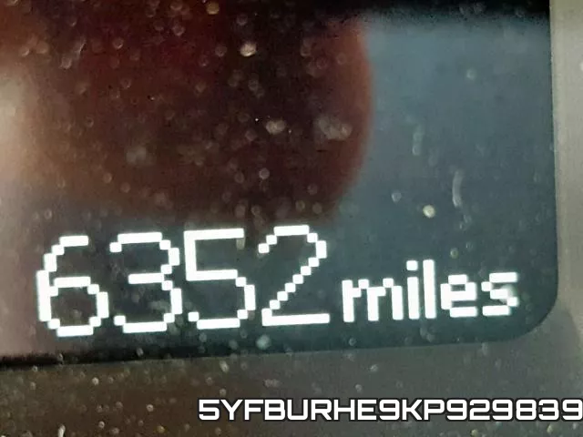 5YFBURHE9KP929839 фото 9