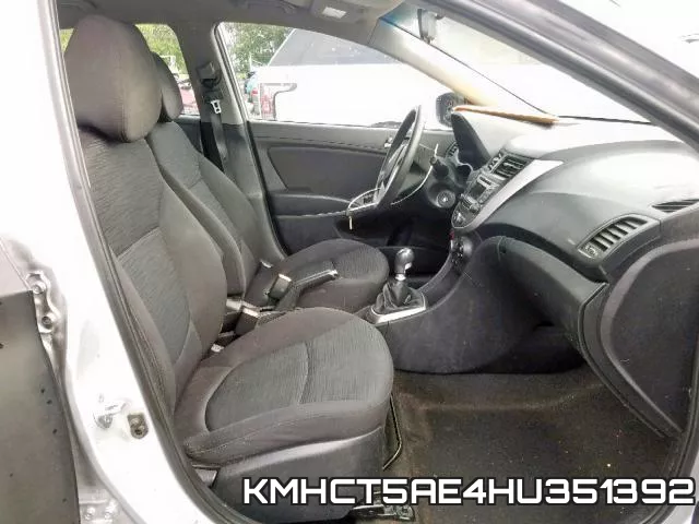KMHCT5AE4HU351392 фото 6