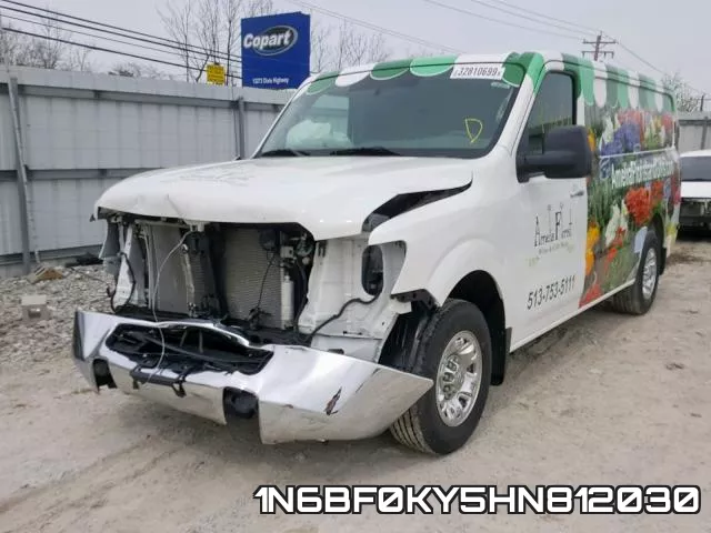 1N6BF0KY5HN812030 фото 3