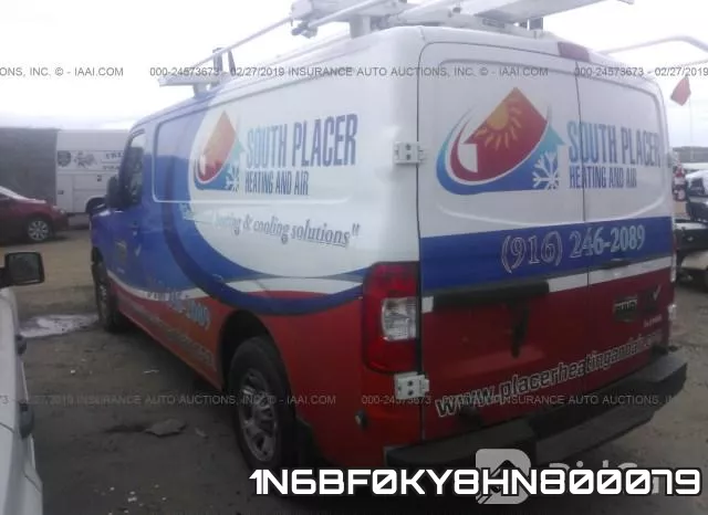 1N6BF0KY8HN800079 фото 4