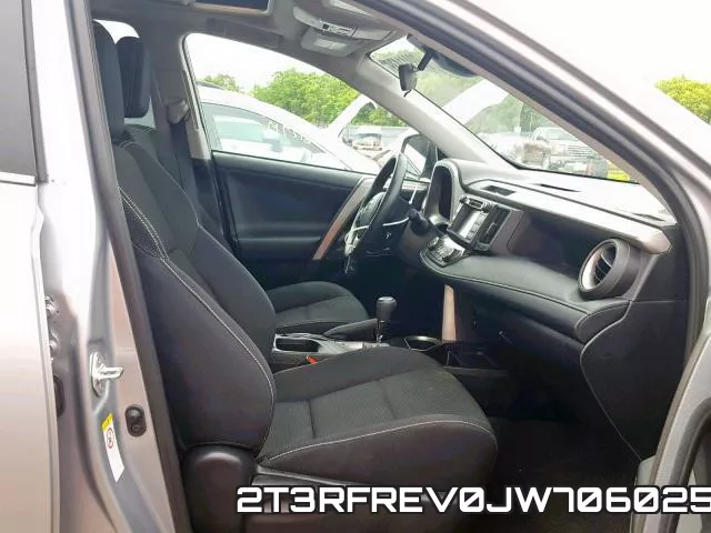 2T3RFREV0JW706025 фото 6