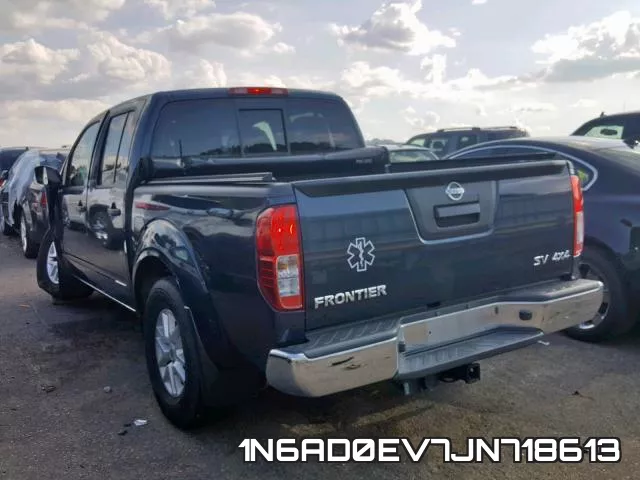 1N6AD0EV7JN718613 фото 4