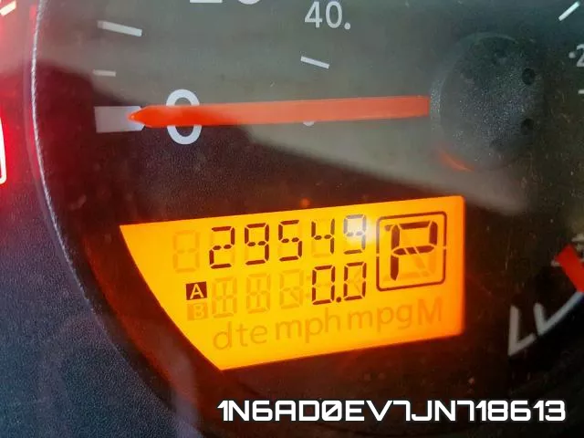 1N6AD0EV7JN718613 фото 9