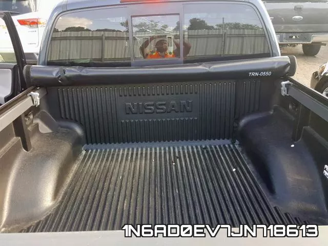 1N6AD0EV7JN718613 фото 10