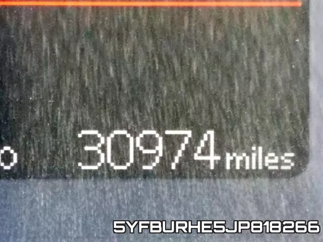 5YFBURHE5JP818266 фото 9