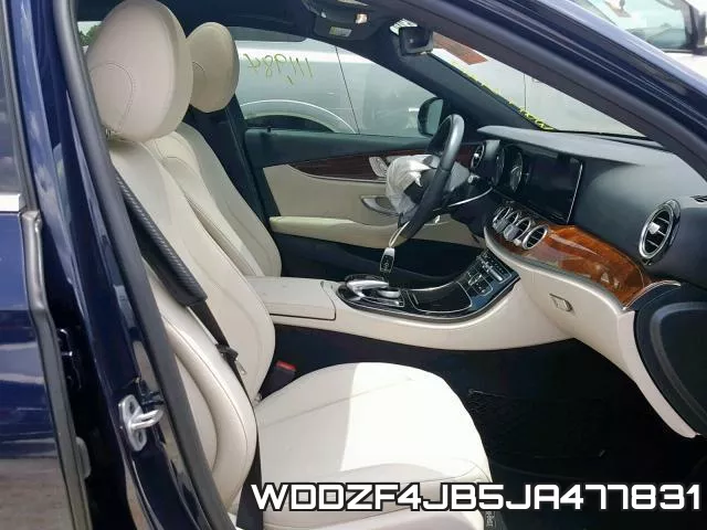 WDDZF4JB5JA477831 фото 6