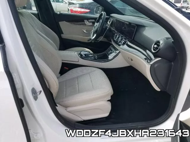 WDDZF4JBXHA231643 фото 6
