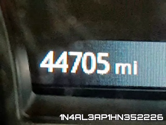 1N4AL3AP1HN352226 фото 9