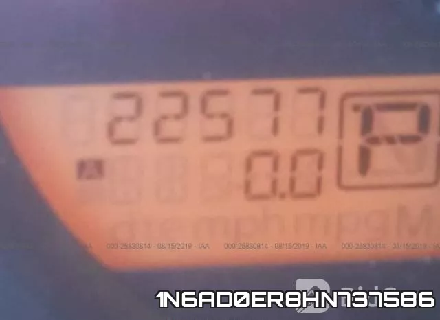 1N6AD0ER8HN737586 фото 8