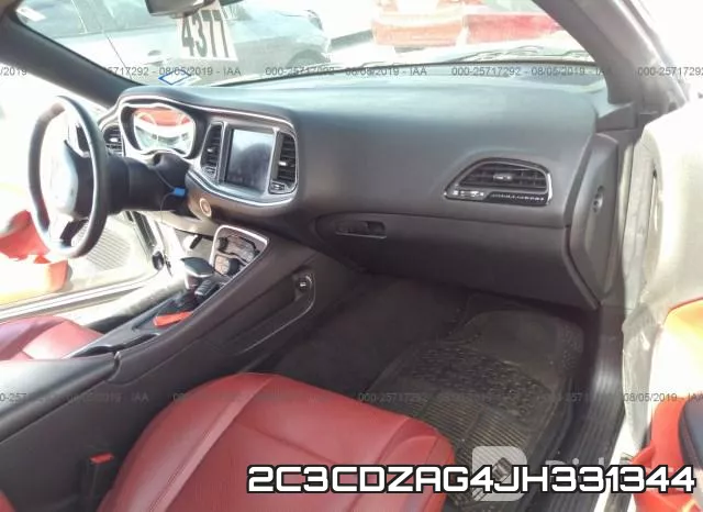 2C3CDZAG4JH331344 фото 6