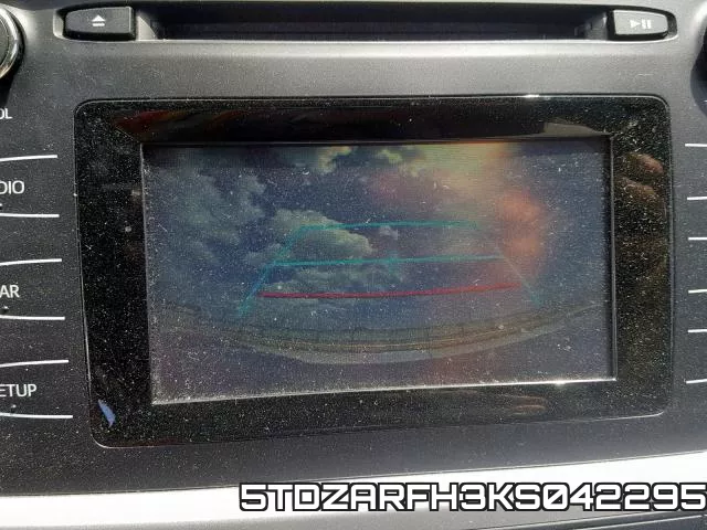 5TDZARFH3KS042295 фото 10