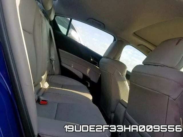 19UDE2F33HA009556 фото 7