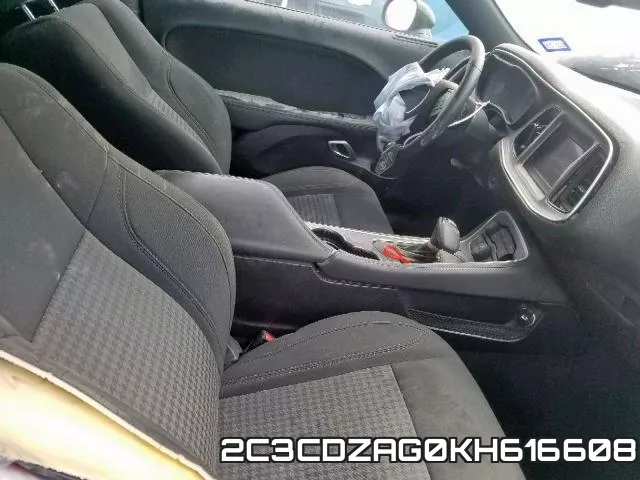 2C3CDZAG0KH616608 фото 6