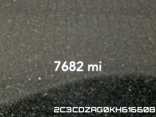 2C3CDZAG0KH616608 фото 9