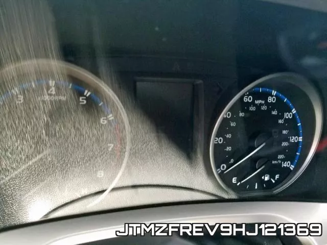 JTMZFREV9HJ121369 фото 9