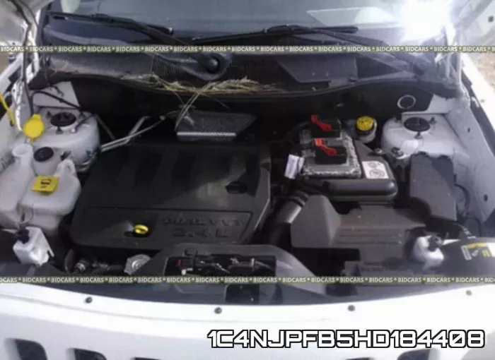 1C4NJPFB5HD184408 фото 2
