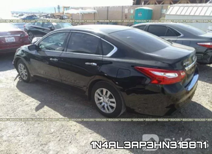 1N4AL3AP3HN318871 фото 4