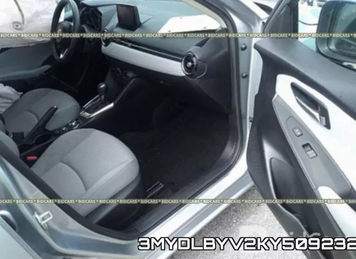 3MYDLBYV2KY509232 фото 6