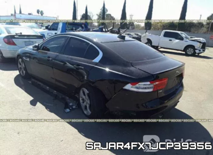 SAJAR4FX7JCP39356 фото 4