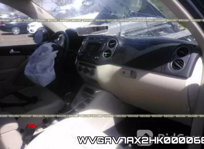 WVGAV7AX2HK000068 фото 6