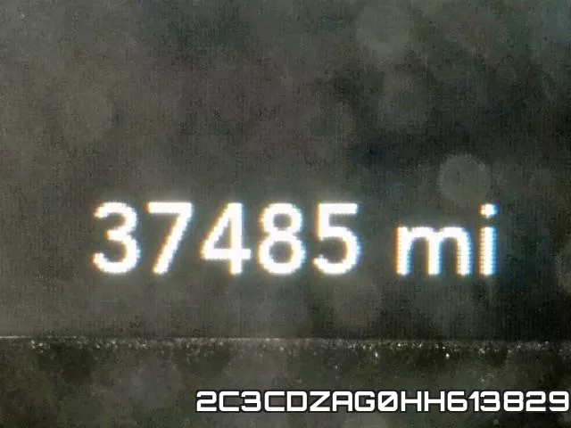 2C3CDZAG0HH613829 фото 9