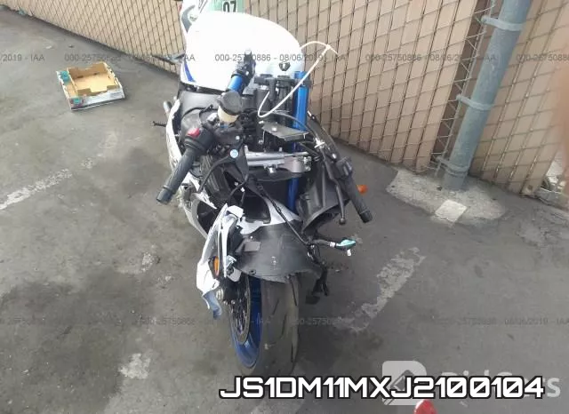JS1DM11MXJ2100104 фото 6