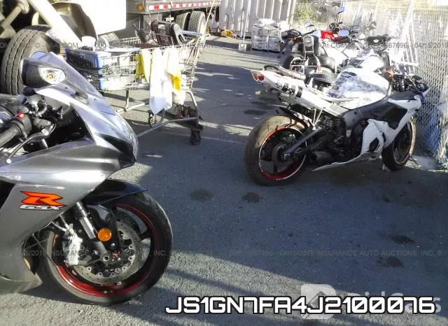 JS1GN7FA4J2100076 фото 5