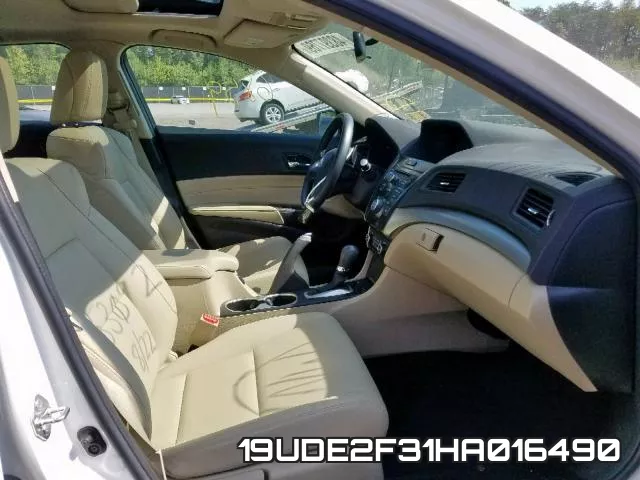 19UDE2F31HA016490 фото 6