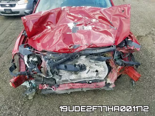 19UDE2F77HA001172 фото 8