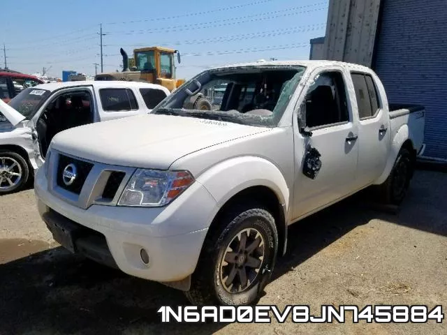 1N6AD0EV8JN745884 фото 3