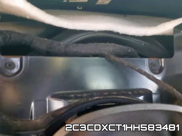 2C3CDXCT1HH583481 фото 8