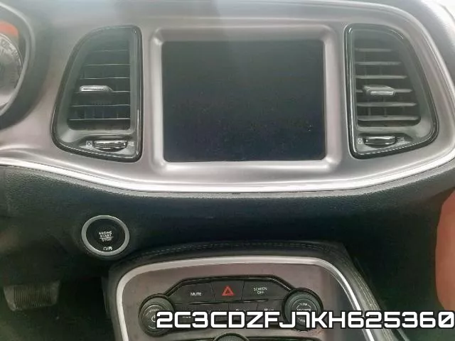 2C3CDZFJ7KH625360 фото 10
