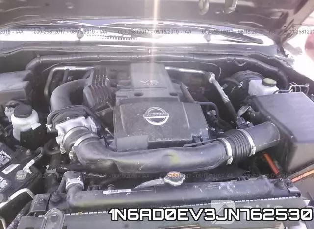 1N6AD0EV3JN762530 фото 2
