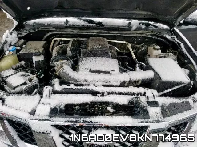 1N6AD0EV8KN774965 фото 8