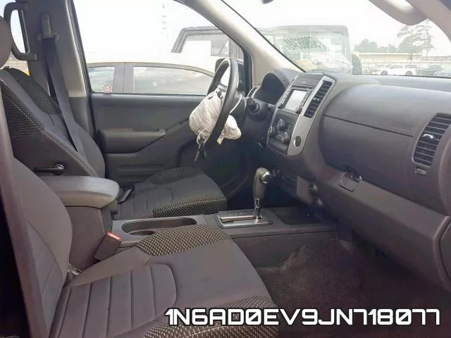 1N6AD0EV9JN718077 фото 6